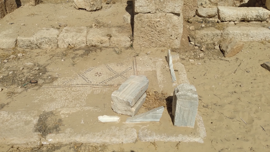 The altar also had mosaics, and the altar fence seems to have been made of marble.